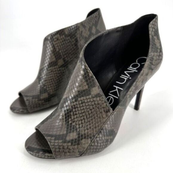 NWT Calvin Klein Nastassia Womens Snakeskin Peep Toe Heels Ankle Bootie Gray 9.5 - Picture 1 of 10